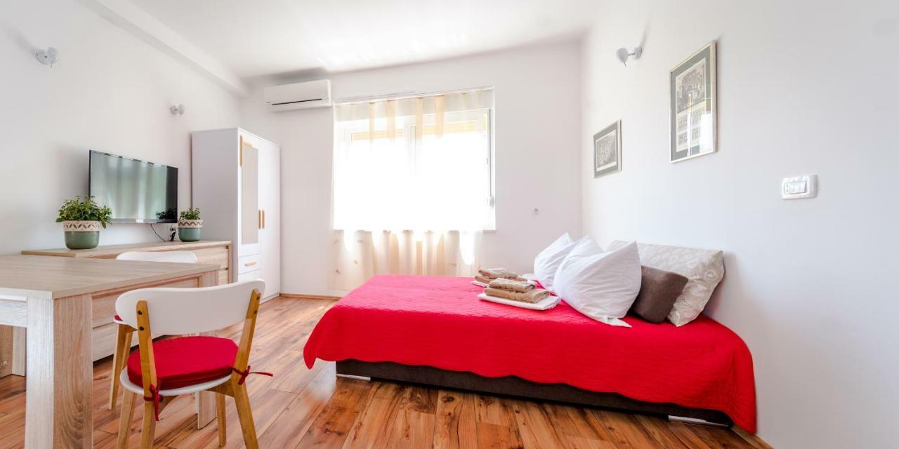 Apartments Yoe สปลิท ภายนอก รูปภาพ