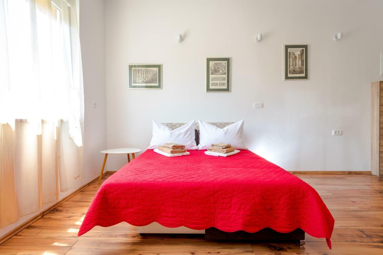 Apartments Yoe สปลิท ภายนอก รูปภาพ